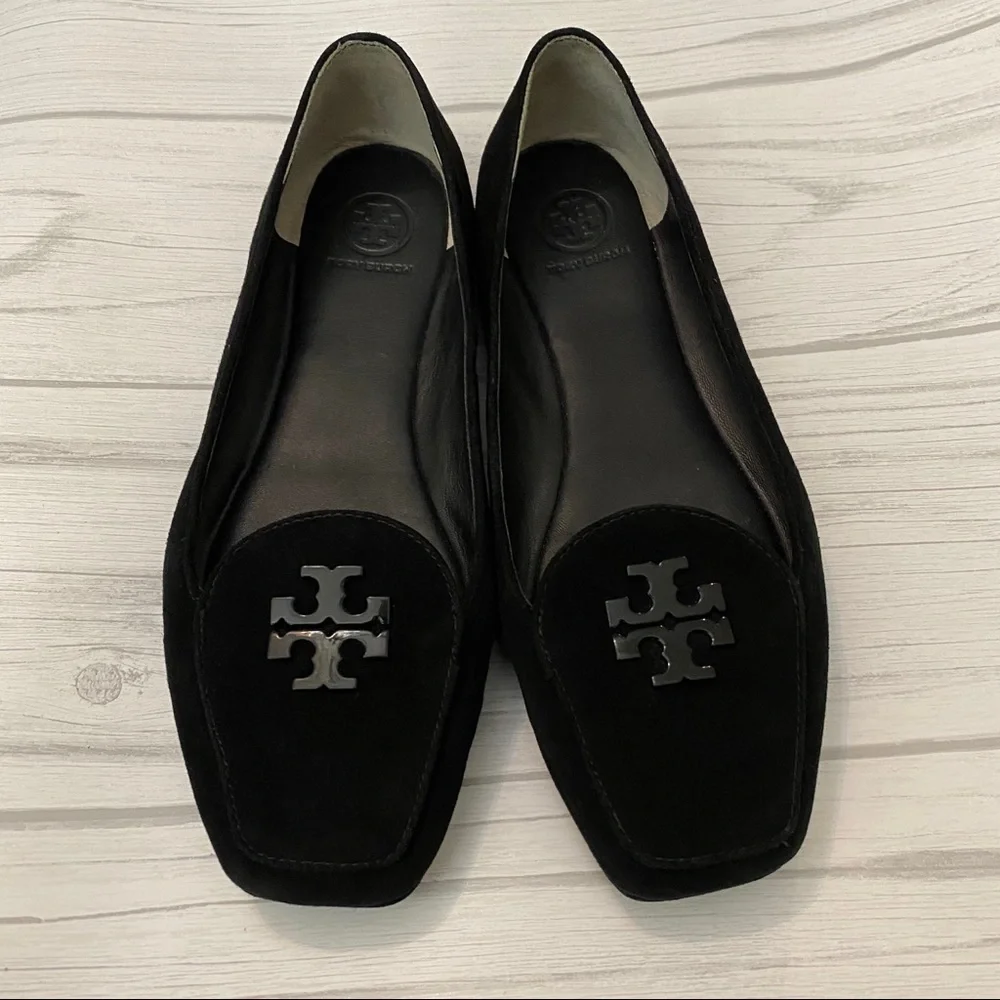 TORY BURCH Black Suede Emblem Loafers Flats